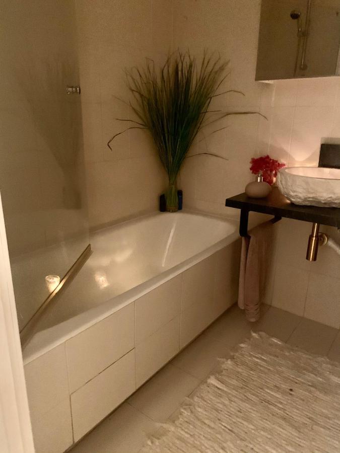Appartement Palmeras Puerto Paraiso Estepona Dış mekan fotoğraf
