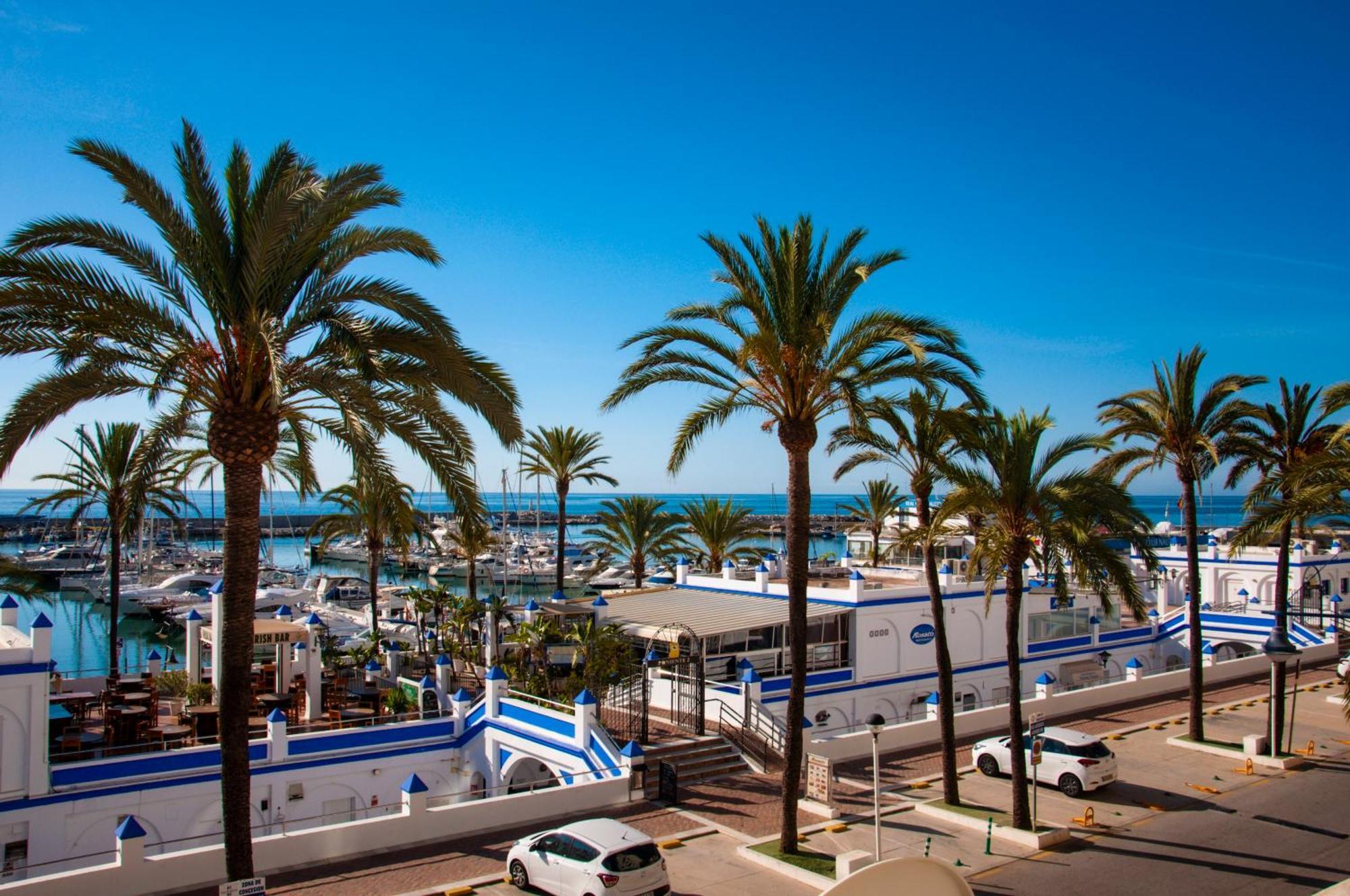 Appartement Palmeras Puerto Paraiso Estepona Dış mekan fotoğraf